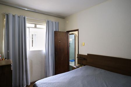 Casa à venda com 248m², 3 quartos e 1 vagaQuarto 2