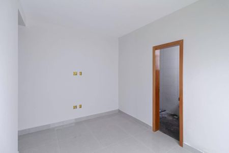 Casa à venda com 128m², 3 quartos e 2 vagasSuíte 
