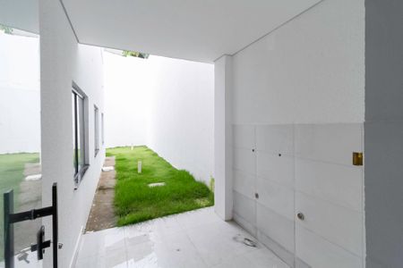 Casa à venda com 128m², 3 quartos e 2 vagasÁrea de serviço 