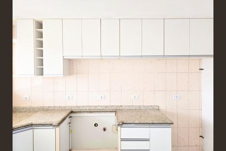 Apartamento à venda com 76m², 2 quartos e 1 vagaCozinha