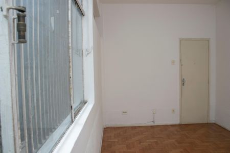 Apartamento para alugar com 69m², 2 quartos e sem vagaSala