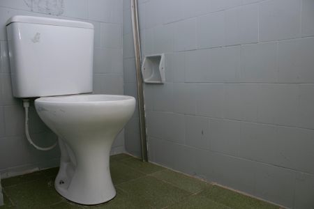 Apartamento para alugar com 69m², 2 quartos e sem vagaBanheiro de Serviço