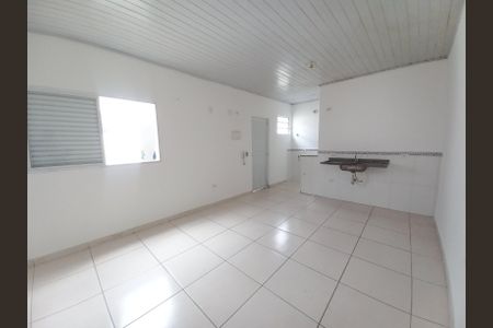 Kitnet de casa de condomínio para alugar com 1 quarto, 23m² em Parque Sao Vicente, São Vicente