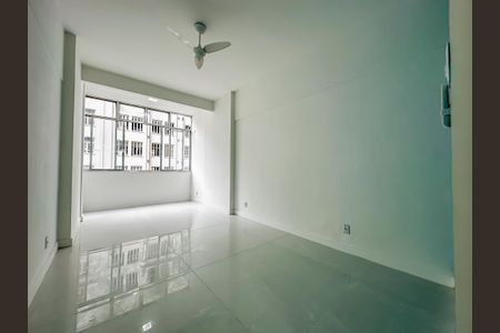Kitnet/Studio à venda com 1 quarto, 30m² em Centro, Rio de Janeiro