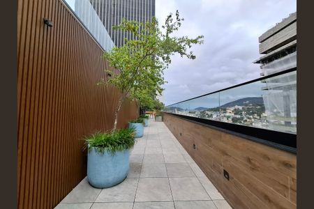 Apartamento à venda com 30m², 1 quarto e sem vaga