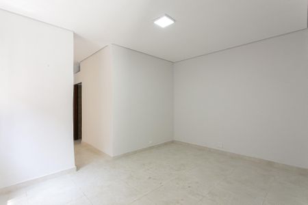 Sala de casa para alugar com 2 quartos, 80m² em Parque São Jorge, São Paulo