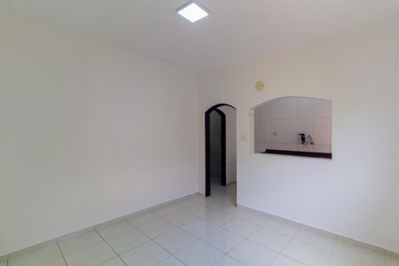 Sala de casa à venda com 2 quartos, 120m² em Vila Ivone, São Paulo