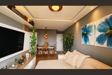 Sala de apartamento à venda com 2 quartos, 56m² em Vila Nova Esperia, Jundiaí