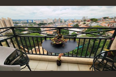 Varanda de apartamento à venda com 2 quartos, 56m² em Vila Nova Esperia, Jundiaí