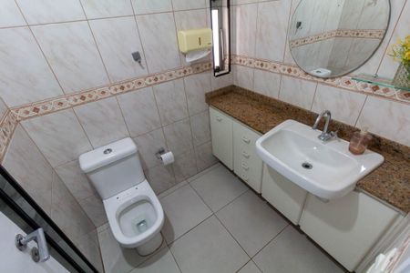 Apartamento à venda com 63m², 3 quartos e 2 vagasBanheiro