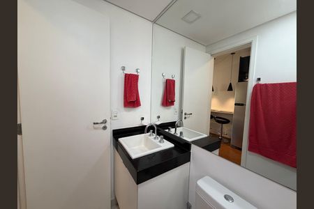 Banheiro  de kitnet/studio para alugar com 1 quarto, 44m² em Vila Cordeiro, São Paulo