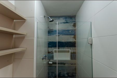 Apartamento à venda com 64m², 2 quartos e 2 vagasSuíte -Banheiro