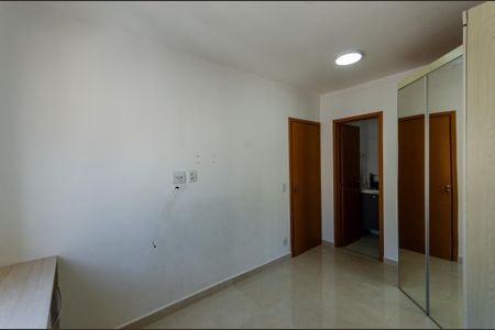 Apartamento à venda com 64m², 2 quartos e 2 vagasSuíte