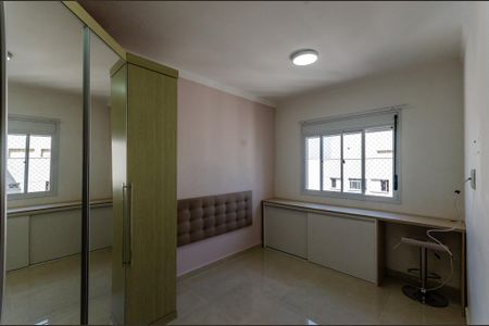 Apartamento à venda com 64m², 2 quartos e 2 vagasSuíte