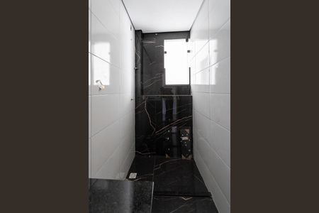 Casa à venda com 194m², 3 quartos e 2 vagasBanheiro social