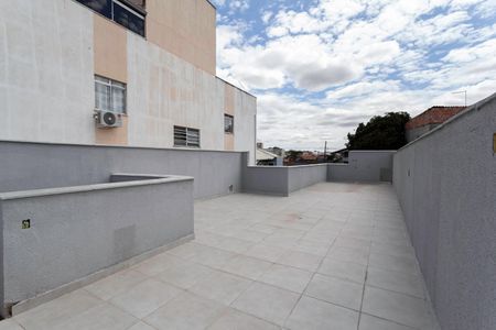Casa à venda com 194m², 3 quartos e 2 vagasCobertura