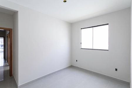 Suíte  de casa à venda com 3 quartos, 130m² em Nacional, Contagem