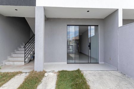 Casa à venda com 130m², 3 quartos e 2 vagasEntrada