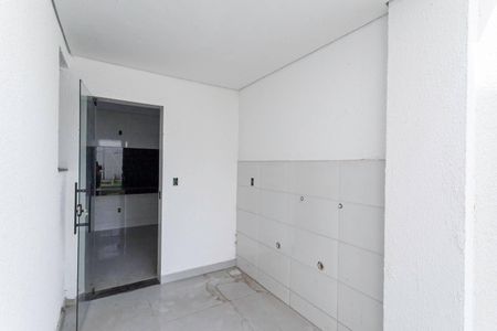 Casa à venda com 130m², 3 quartos e 2 vagasÁrea de serviço 
