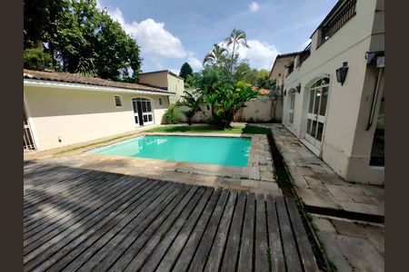 Casa para alugar com 482m², 4 quartos e 6 vagasÁrea comum