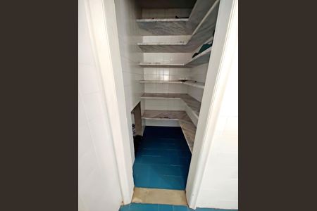 Casa para alugar com 482m², 4 quartos e 6 vagasDespensa