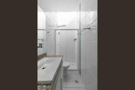 Casa de condomínio à venda com 160m², 3 quartos e 2 vagasBanheiro da Suíte