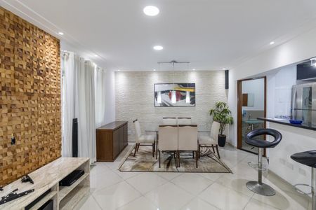 Casa de condomínio à venda com 160m², 3 quartos e 2 vagasSala/Cozinha