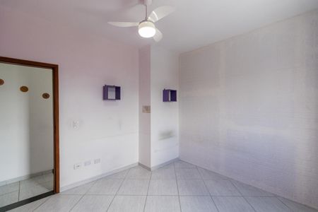 Casa de condomínio à venda com 160m², 3 quartos e 2 vagasQuarto 1