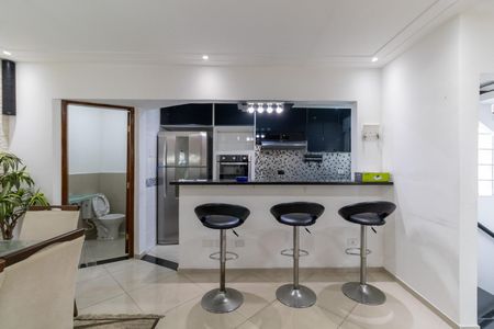 Casa de condomínio à venda com 160m², 3 quartos e 2 vagasSala/Cozinha