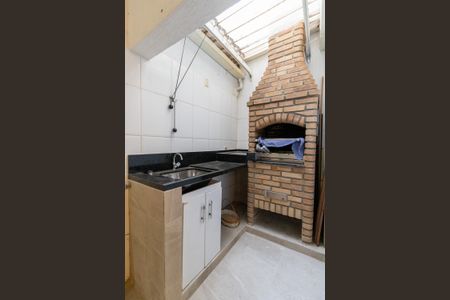 Casa de condomínio à venda com 160m², 3 quartos e 2 vagasÁrea comum - Churrasqueira