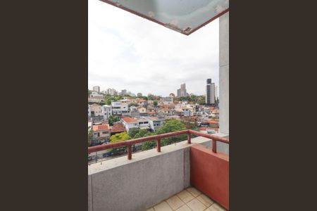 Apartamento para alugar com 75m², 2 quartos e 2 vagas Apartamento para alugar com 75m², 2 quartos e 2 vagasVaranda