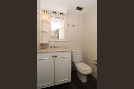 Apartamento para alugar com 75m², 2 quartos e 2 vagas Apartamento para alugar com 75m², 2 quartos e 2 vagasBanheiro