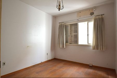 Casa para alugar com 239m², 4 quartos e 2 vagasQuarto 