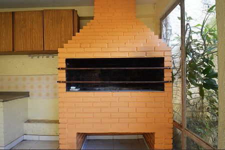 Casa para alugar com 239m², 4 quartos e 2 vagasÁrea comum - Salão de festas