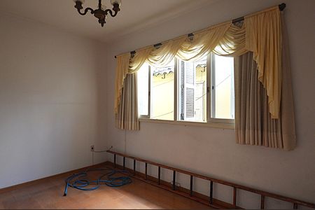 Casa para alugar com 239m², 4 quartos e 2 vagasQuarto 2