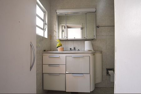 Casa para alugar com 239m², 4 quartos e 2 vagasBanheiro da Suíte