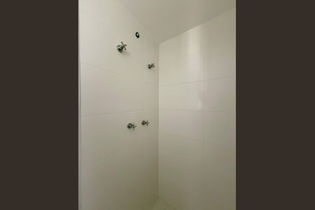 Studio à venda com 26m², 1 quarto e sem vaga Studio à venda com 26m², 1 quarto e sem vagaBanheiro