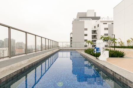 Studio à venda com 26m², 1 quarto e sem vagaPiscina