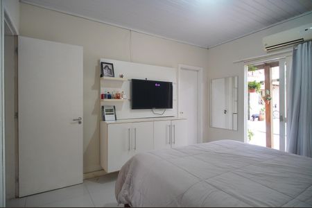 Casa à venda com 144m², 3 quartos e 2 vagasSuíte