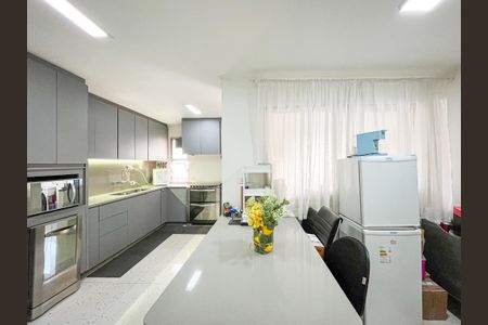 Apartamento à venda com 153m², 3 quartos e 1 vagaCozinha
