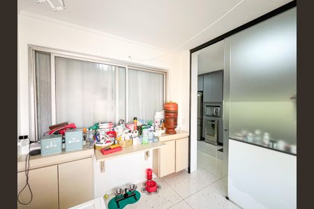 Apartamento à venda com 153m², 3 quartos e 1 vagaÁrea de Serviço