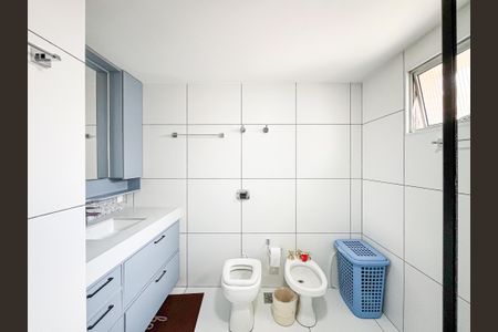 Apartamento à venda com 153m², 3 quartos e 1 vagaBanheiro da Suíte