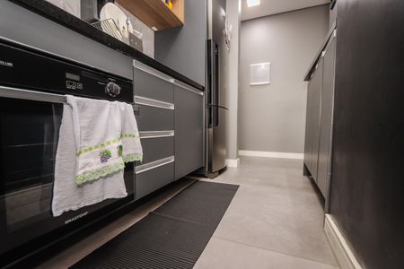 Apartamento à venda com 49m², 2 quartos e 1 vaga Apartamento à venda com 49m², 2 quartos e 1 vagaCozinha