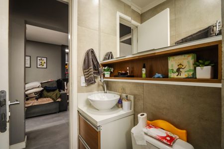 Apartamento à venda com 49m², 2 quartos e 1 vaga Apartamento à venda com 49m², 2 quartos e 1 vagaBanheiro
