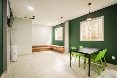 Apartamento à venda com 49m², 2 quartos e 1 vaga Apartamento à venda com 49m², 2 quartos e 1 vagaSala de Jogos teen