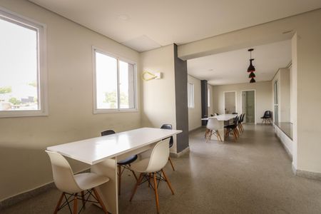 Apartamento à venda com 49m², 2 quartos e 1 vaga Apartamento à venda com 49m², 2 quartos e 1 vagaÁrea comum - Salão de festas Gourmet