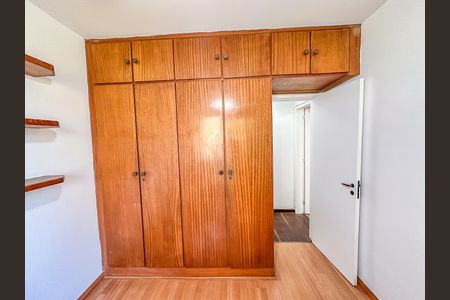 Apartamento para alugar com 97m², 2 quartos e 1 vaga Apartamento para alugar com 97m², 2 quartos e 1 vagaQuarto 2 - Armários