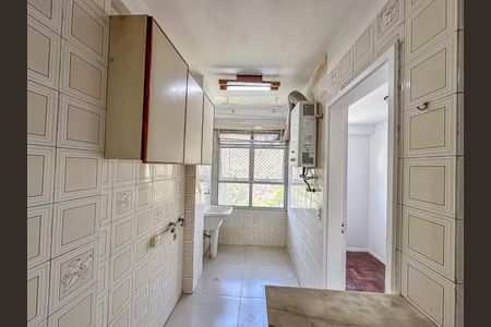 Apartamento para alugar com 97m², 2 quartos e 1 vaga Apartamento para alugar com 97m², 2 quartos e 1 vagaCozinha e Área de Serviço