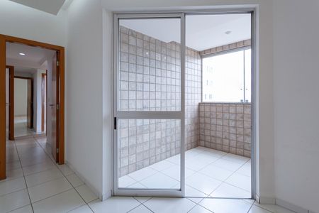 Varanda da sala de apartamento à venda com 3 quartos, 86m² em Caiçara-adelaide, Belo Horizonte