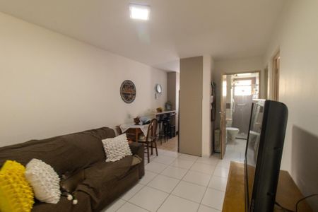 Sala de apartamento para alugar com 2 quartos, 43m² em Campo de Santana, Curitiba